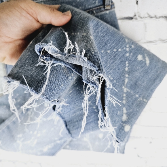 OLD NAVY | curvy mid rise bleached hearts spiderweb happy face design boot jeans - Picture 5 of 7